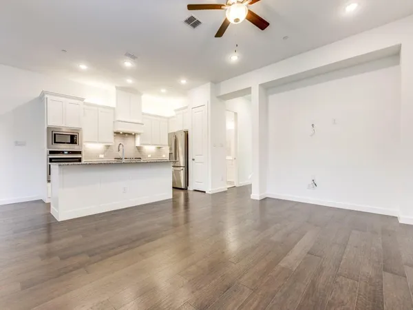 $3,200 | 7443 Tiffany Drive, Frisco, TX 75034