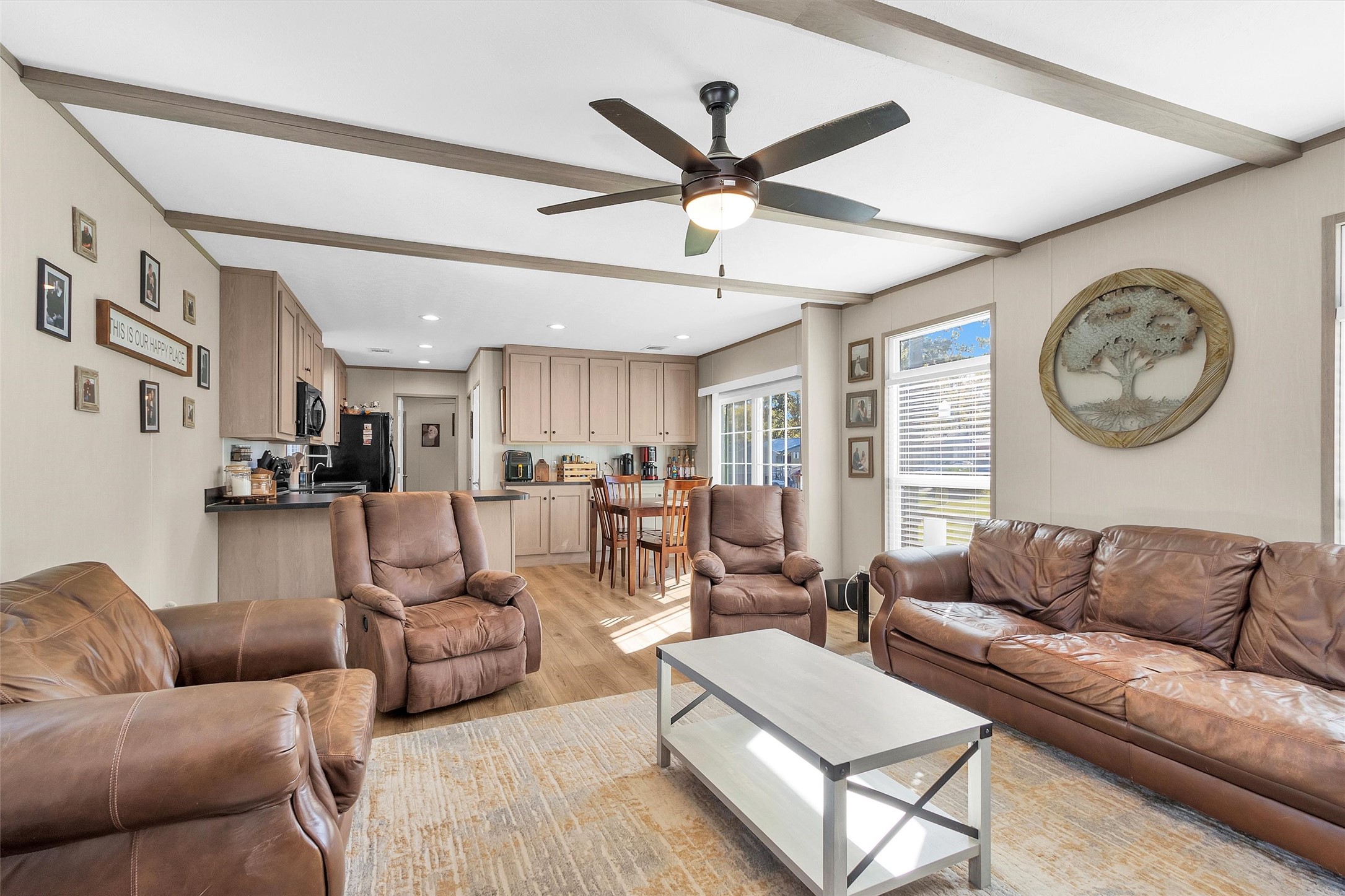 622 Lake Shore Drive Trinity, TX 75862 - Photo 6 of 28