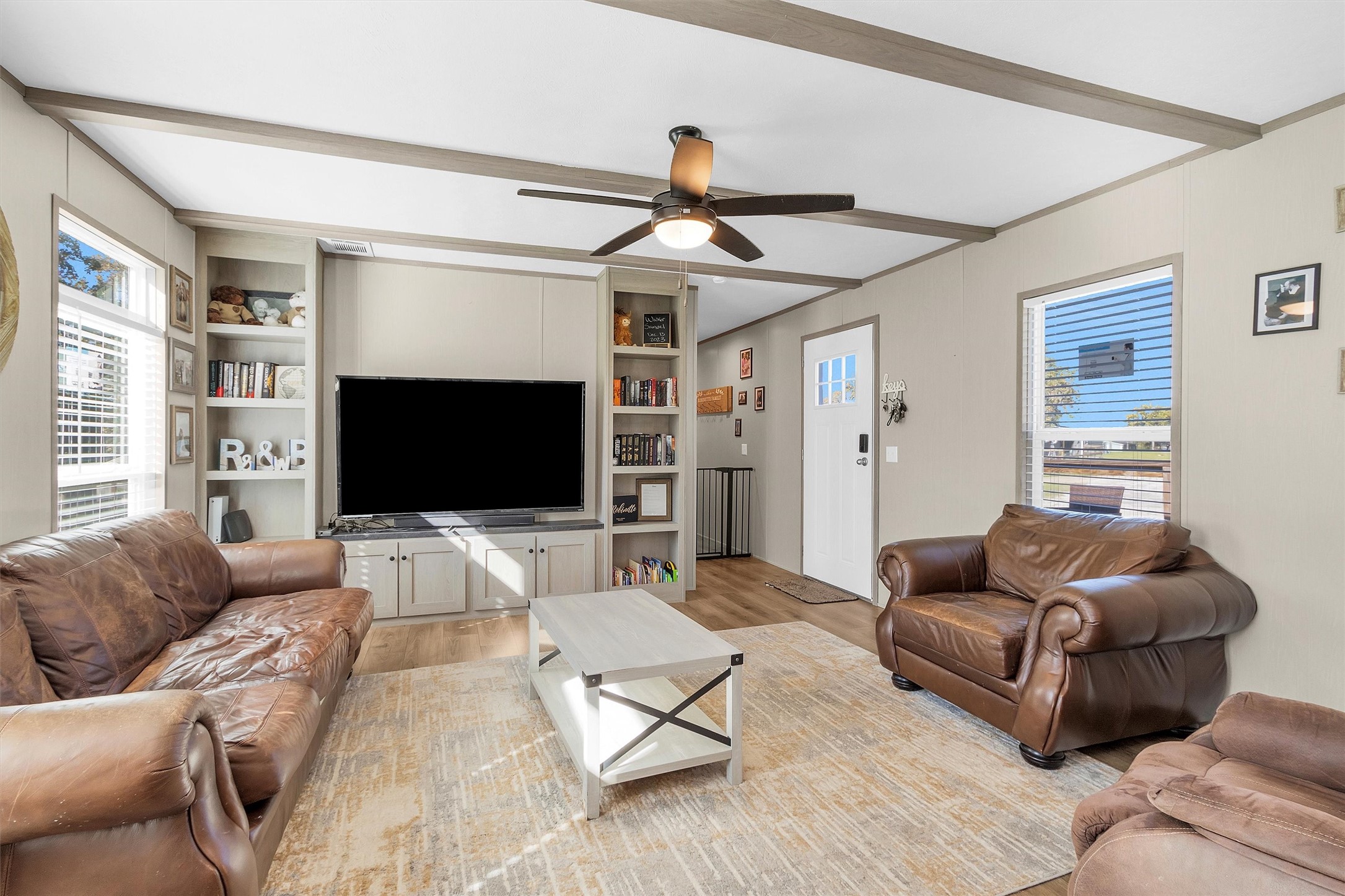 622 Lake Shore Drive Trinity, TX 75862 - Photo 7 of 28