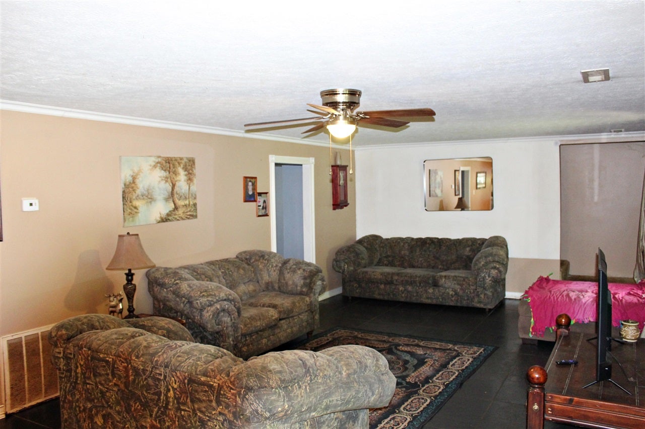 307 Settlers Point Road Fountain Run, KY 42133 - Photo 2 of 14 Gallery Image 2