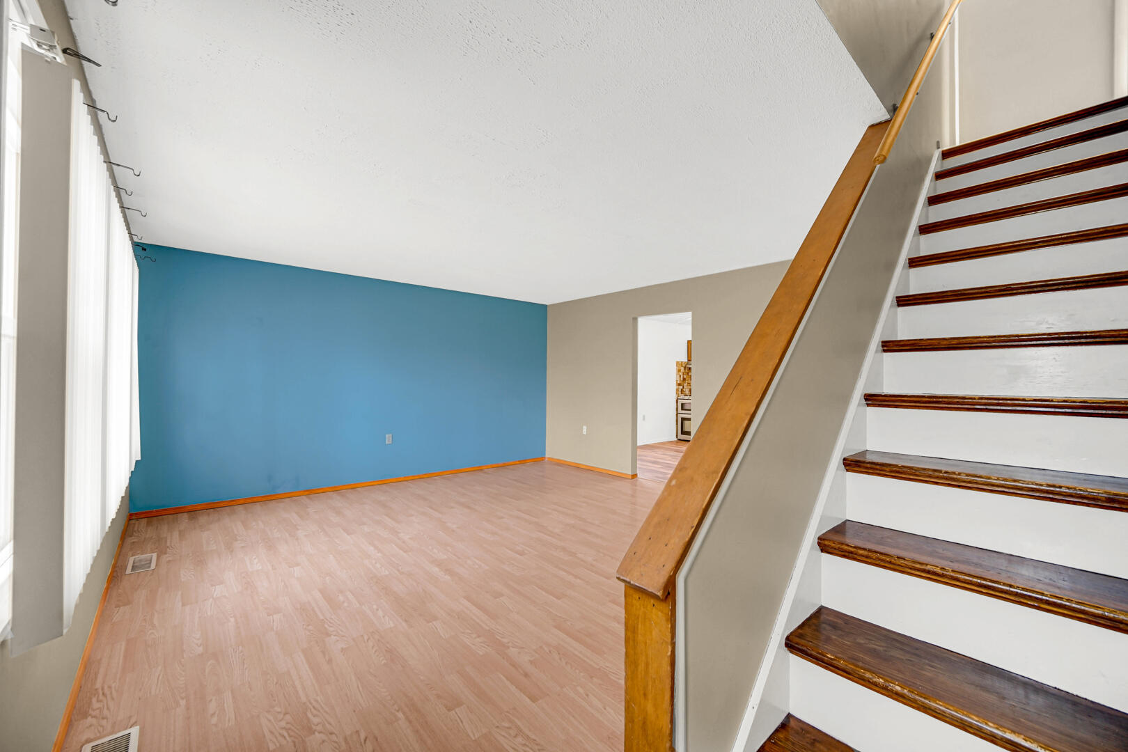 769-1 Juniper Road Valparaiso, IN 46385 - Photo 5 of 20 1620x1080