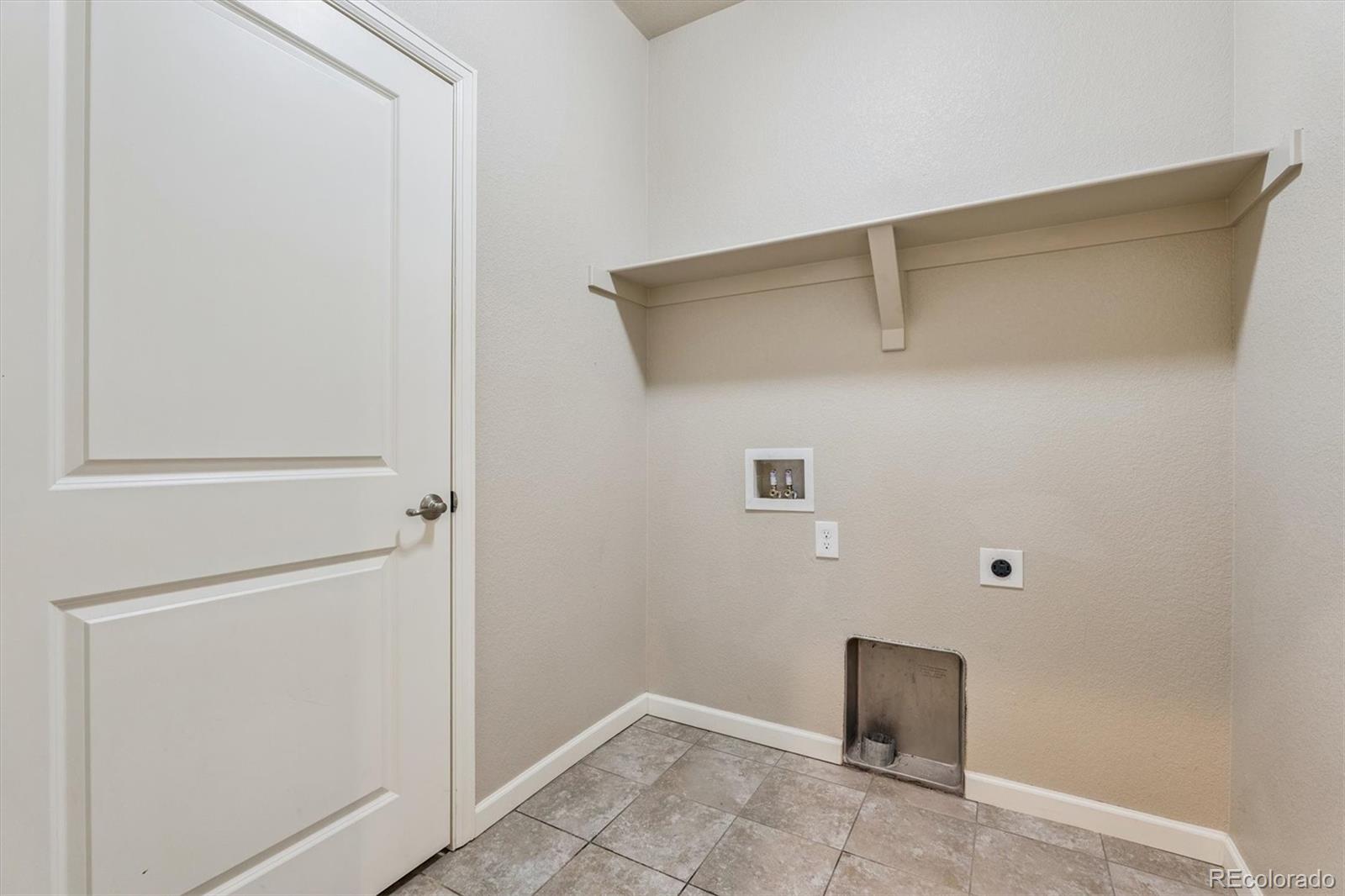 767 Wagon Bend Road Berthoud, CO 80513 - Photo 9 of 21 a view of an empty room