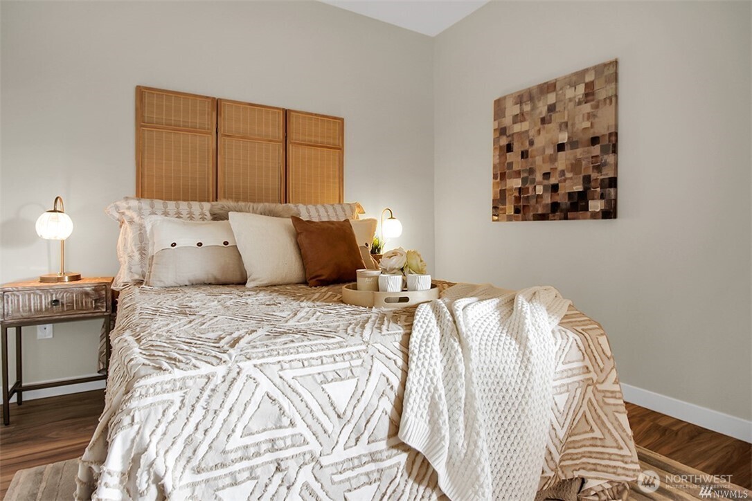 424 North 85th Street, Unit 406 Seattle, WA 98103 - Photo 19 of 34