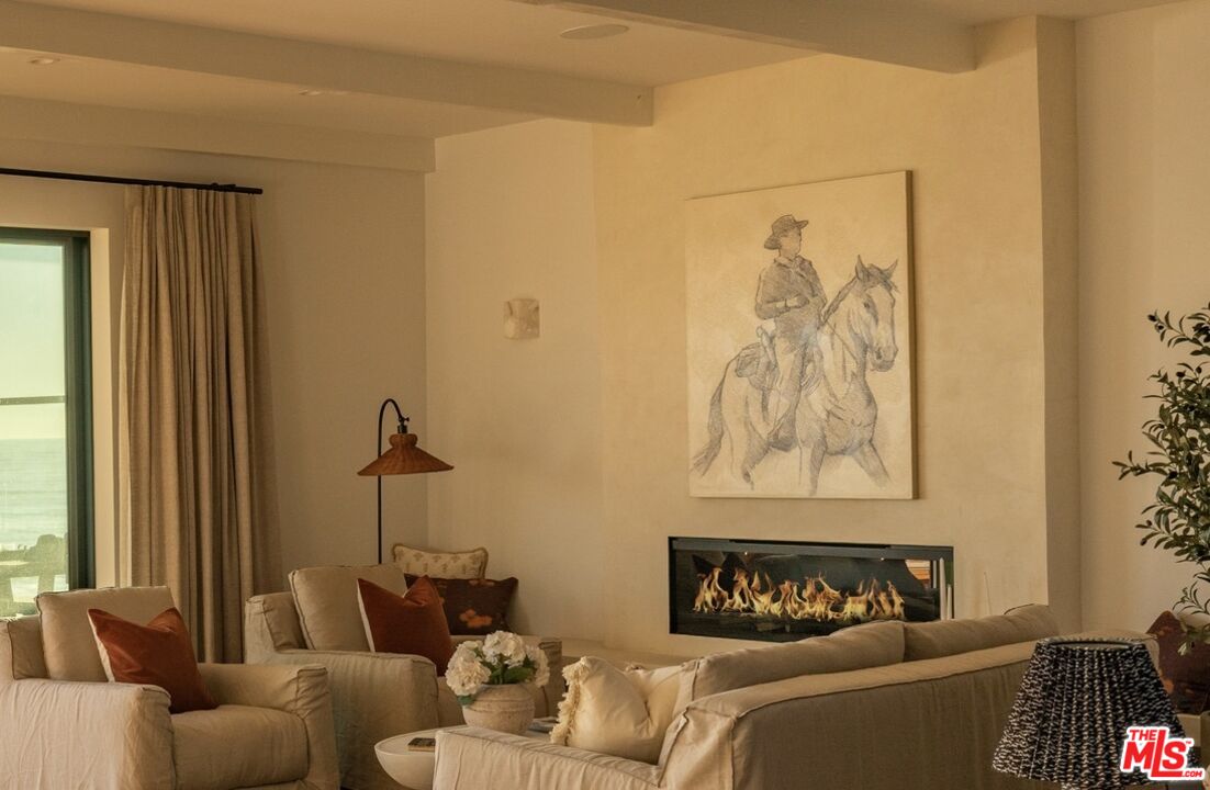 31376 Broad Beach Road Malibu, CA 90265 - Photo 7 of 32 a living room with furniture and a window
