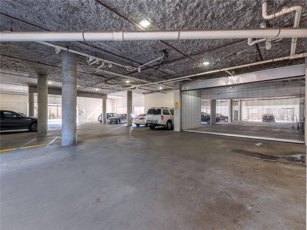 275 13th Street Northeast, Unit 1106 Atlanta, GA 30309 - Photo 21 of 22 a view of parking area