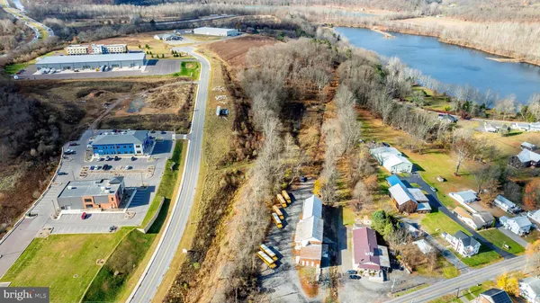 a view of utility room