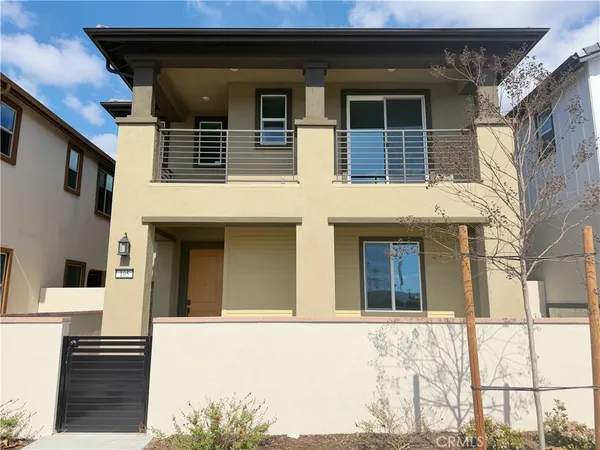 $6,000 | 105 Great Park Boulevard, Irvine, CA 92618