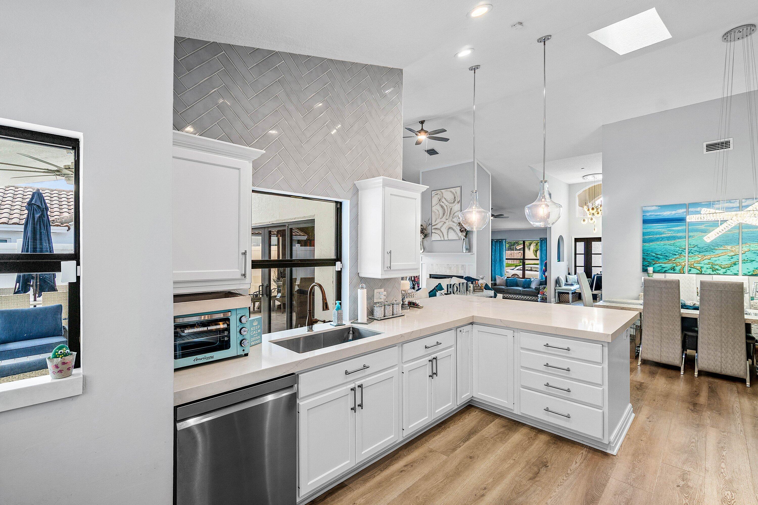 1338 Southwest 3rd Street Boca Raton, FL 33486 - Photo 17 of 42 018-1338Southwest3rdStreet-BocaRaton-FL-