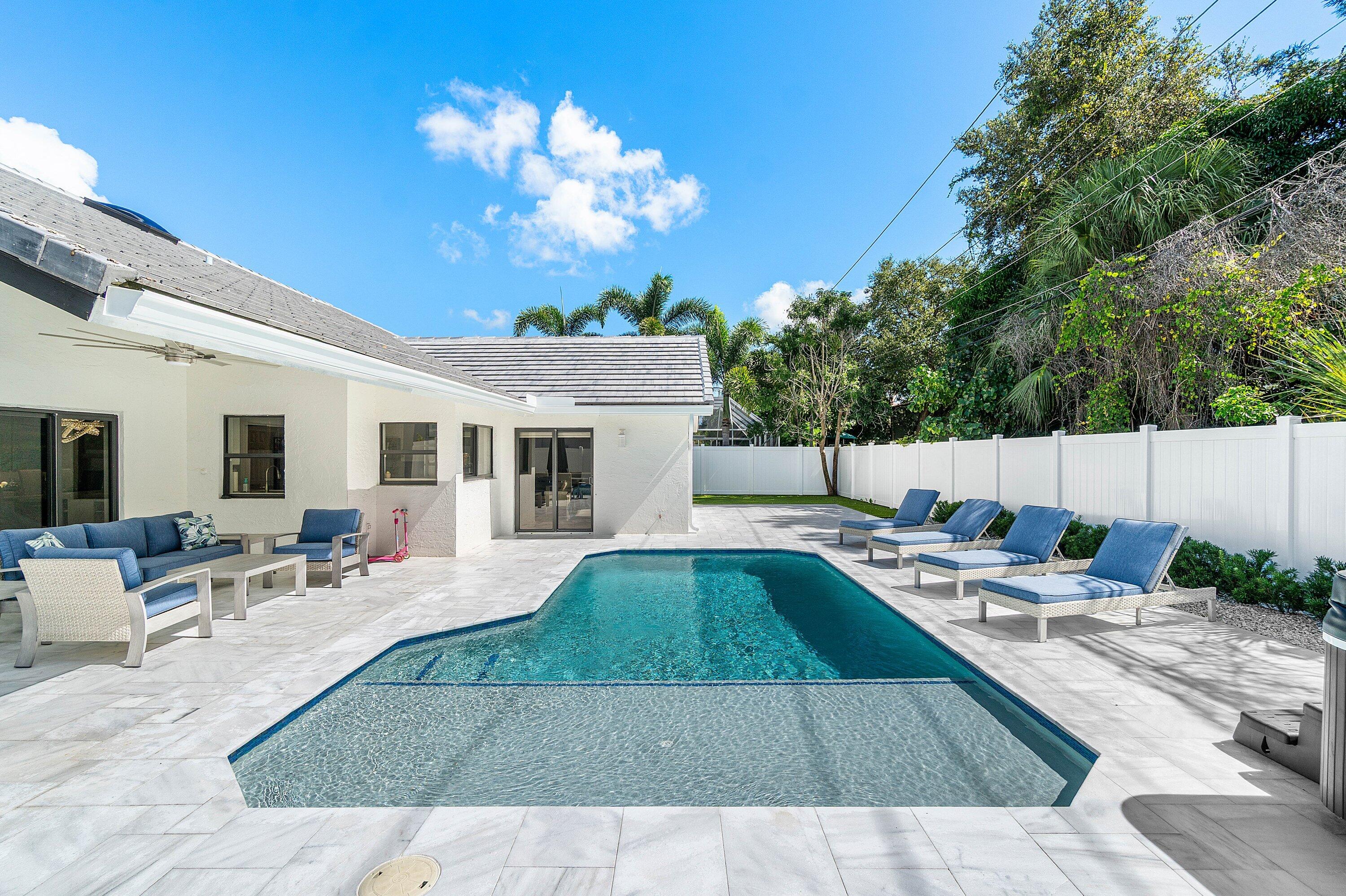 1338 Southwest 3rd Street Boca Raton, FL 33486 - Photo 38 of 42 040-1338Southwest3rdStreet-BocaRaton-FL-