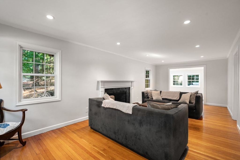 187 Hinckley Road Milton, MA 02186 - Photo 7 of 25 Gallery Image 7