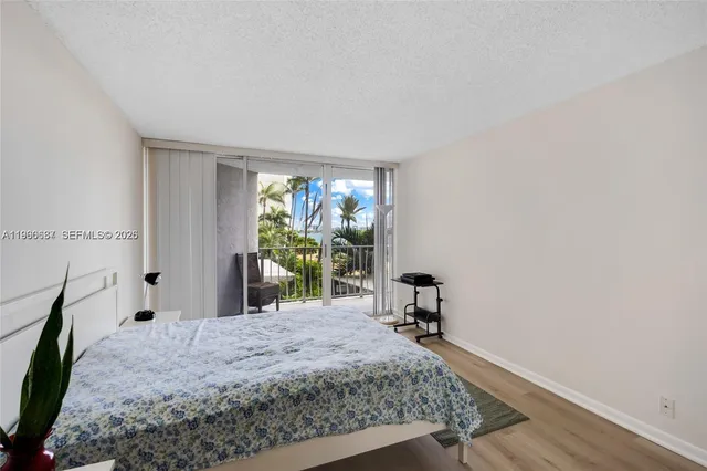 $375,000 | 7601 East Treasure Drive, Unit 510, North Bay Village, FL 33141