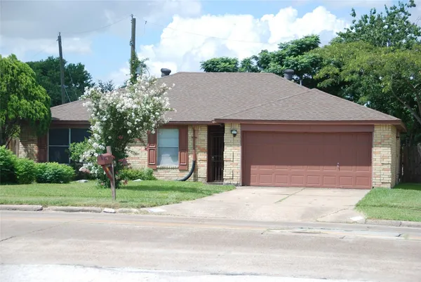 $1,700 | 14814 South Silver Green Drive, Houston, TX 77015
