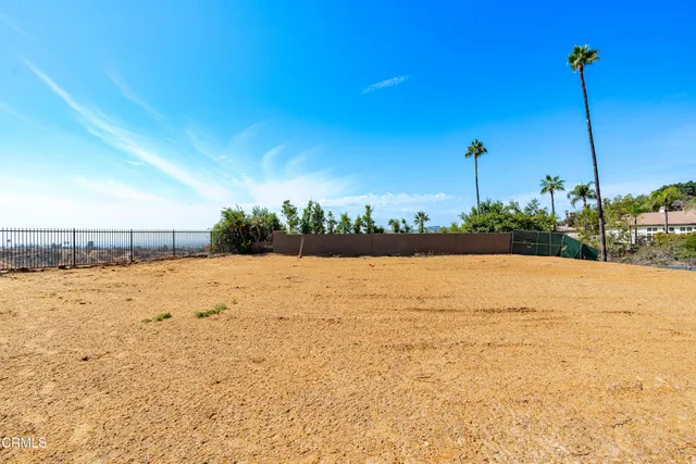 a view of an ocean view