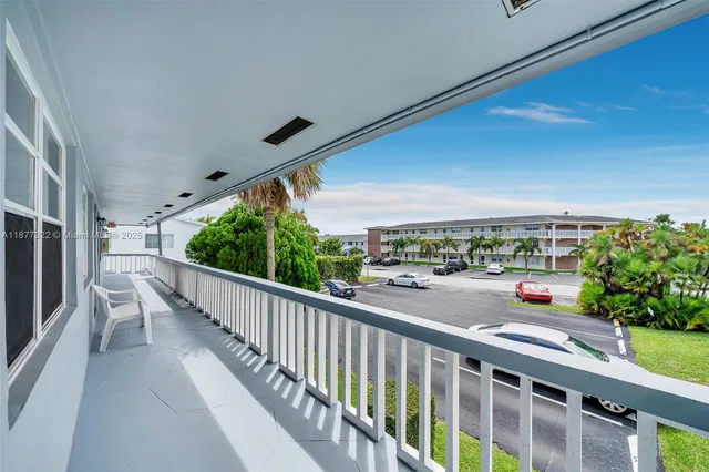 $2,190 | 751 Pine Drive, Unit 209, Pompano Beach, FL 33060