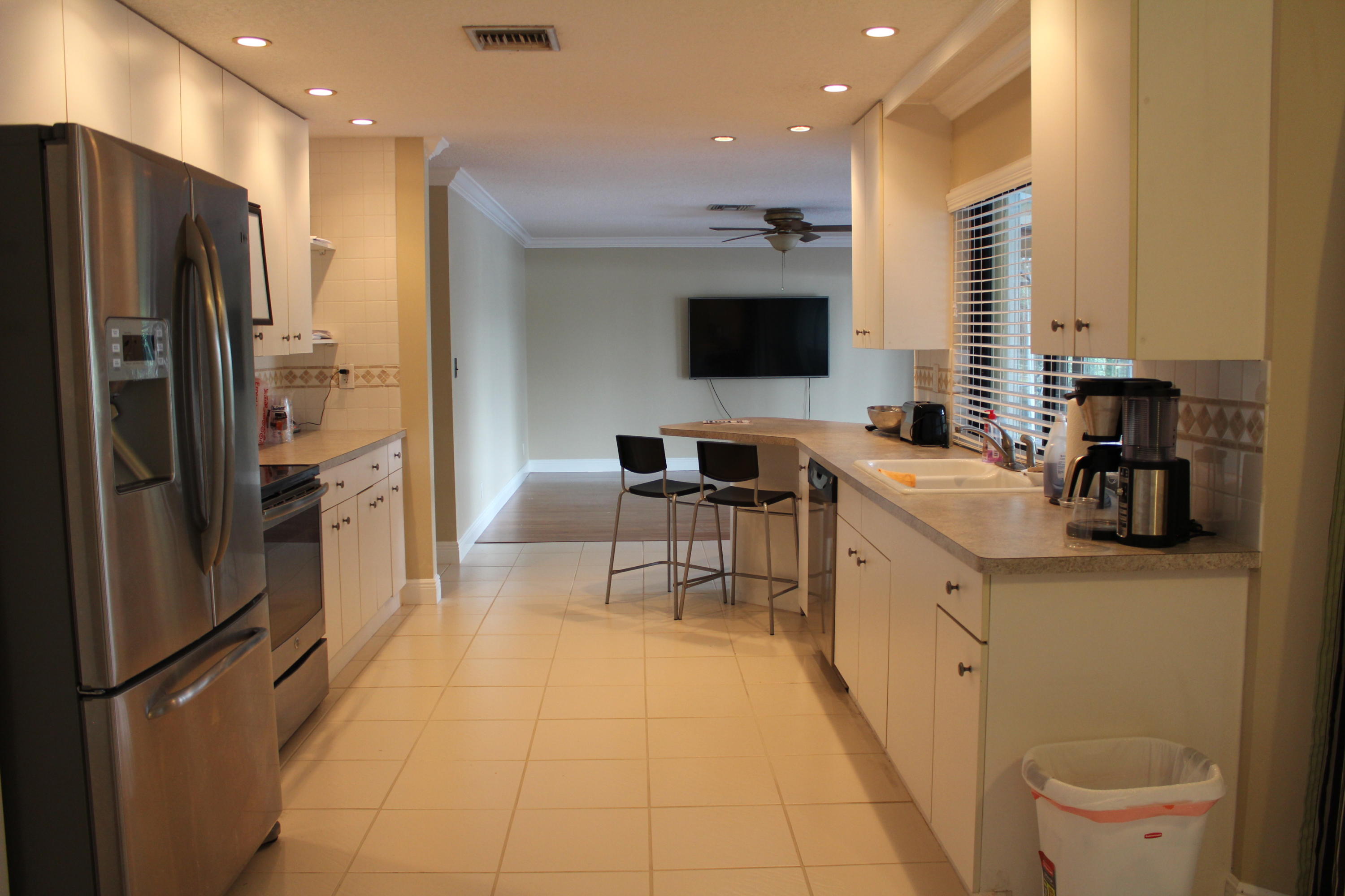 10102 Crosswind Road Boca Raton, FL 33498 - Photo 16 of 27 Kitchen
