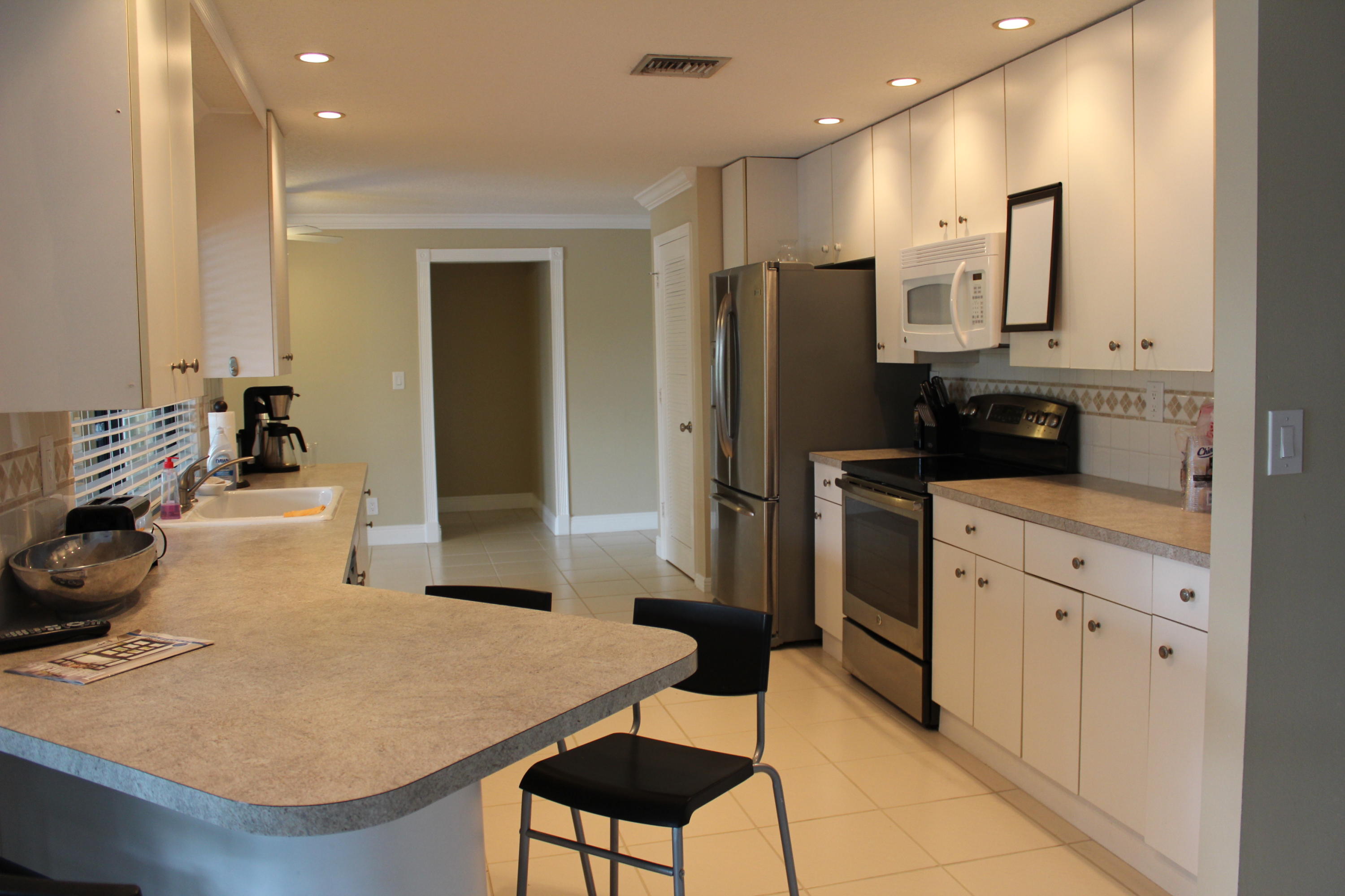 10102 Crosswind Road Boca Raton, FL 33498 - Photo 17 of 27 Kitchen