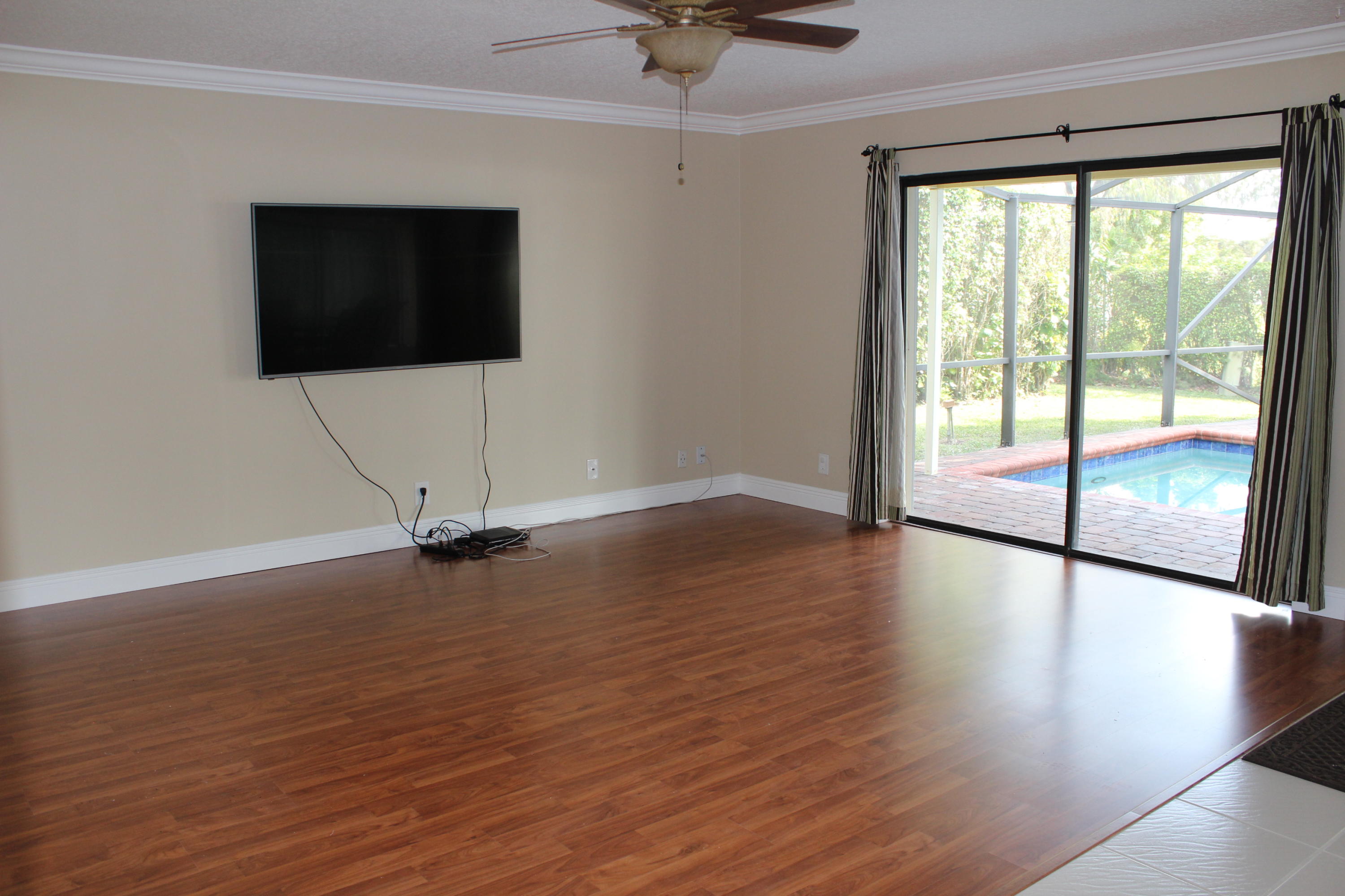 10102 Crosswind Road Boca Raton, FL 33498 - Photo 19 of 27 Family Room