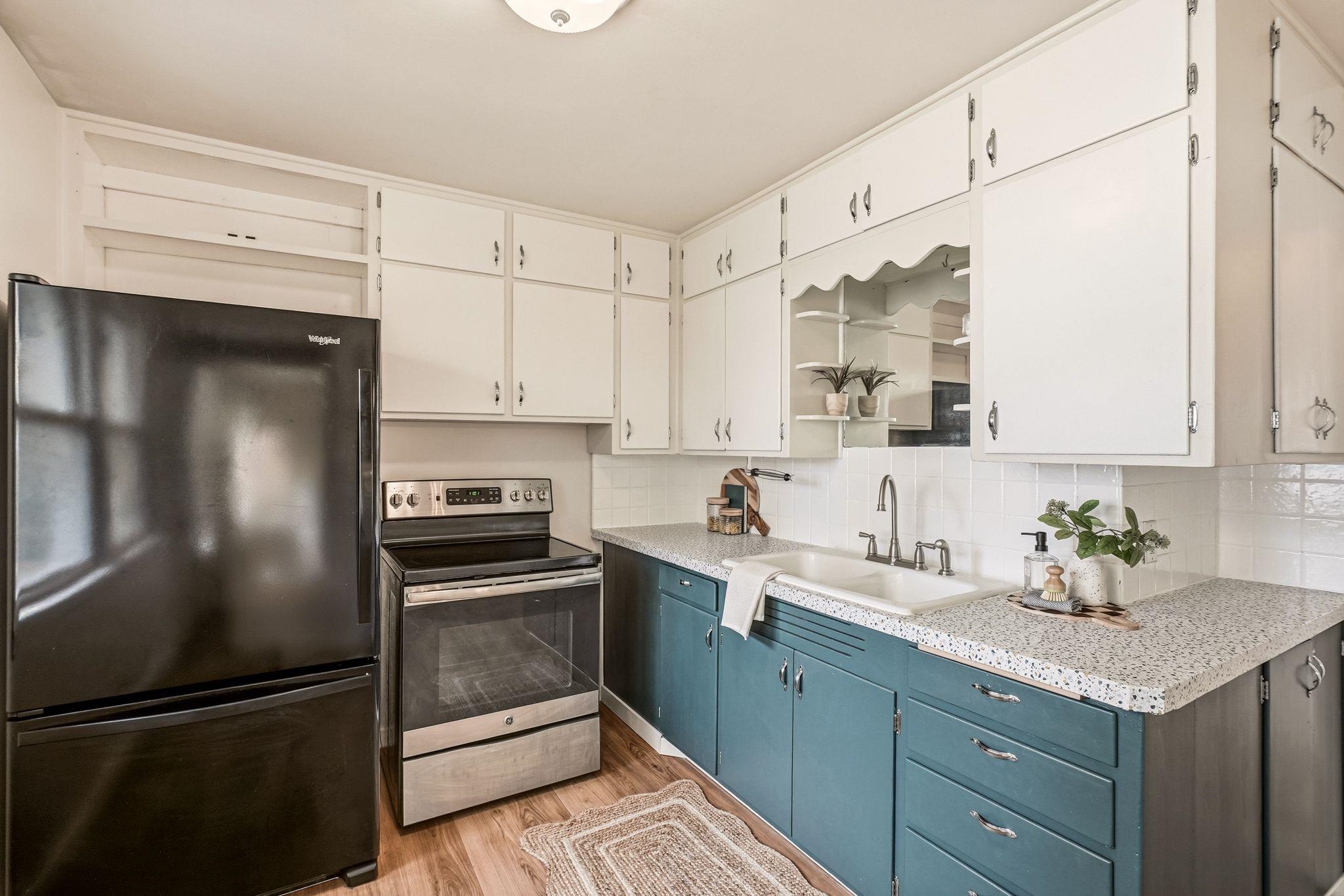 3418 West Queen Place Spokane, WA 99205 - Photo 8 of 44