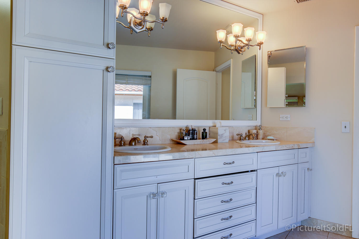 6533 Timber Lane Boca Raton, FL 33433 - Photo 17 of 32 6533 Timber Ln Boca Raton FL-large-018-M