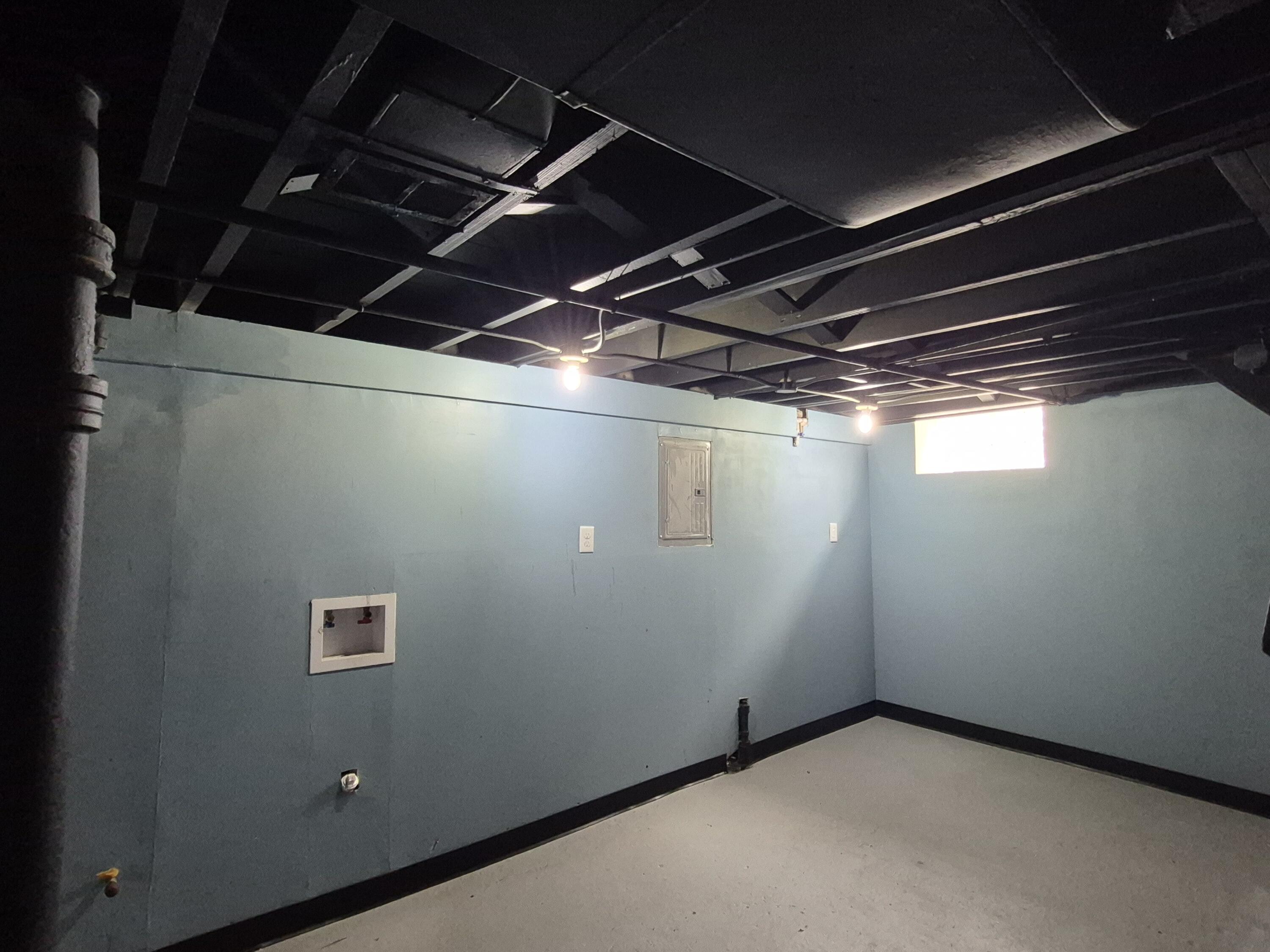 908 East 45th Avenue Gary, IN 46409 - Photo 16 of 22 3000x2250
