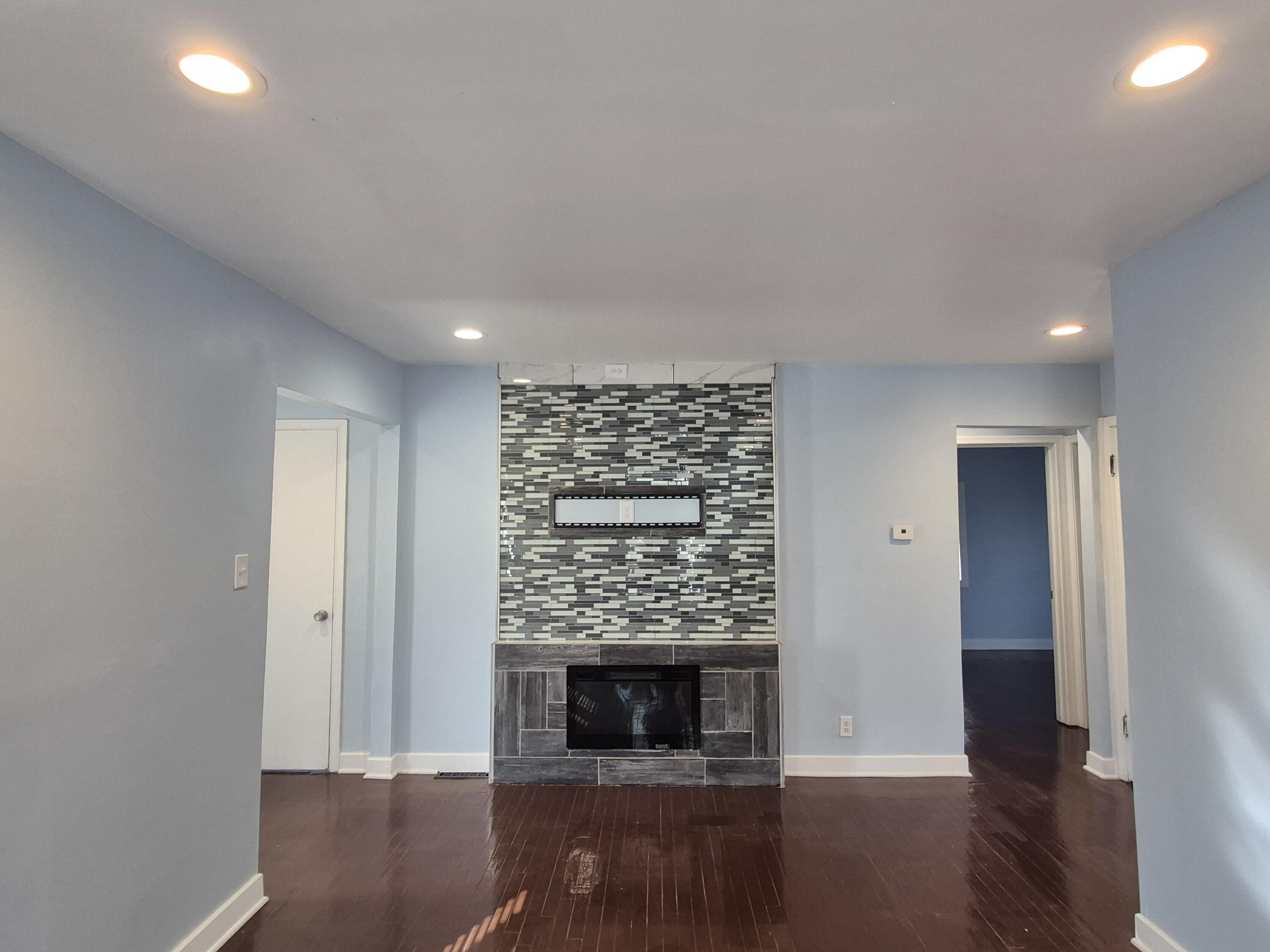 908 East 45th Avenue Gary, IN 46409 - Photo 4 of 22 3000x2250