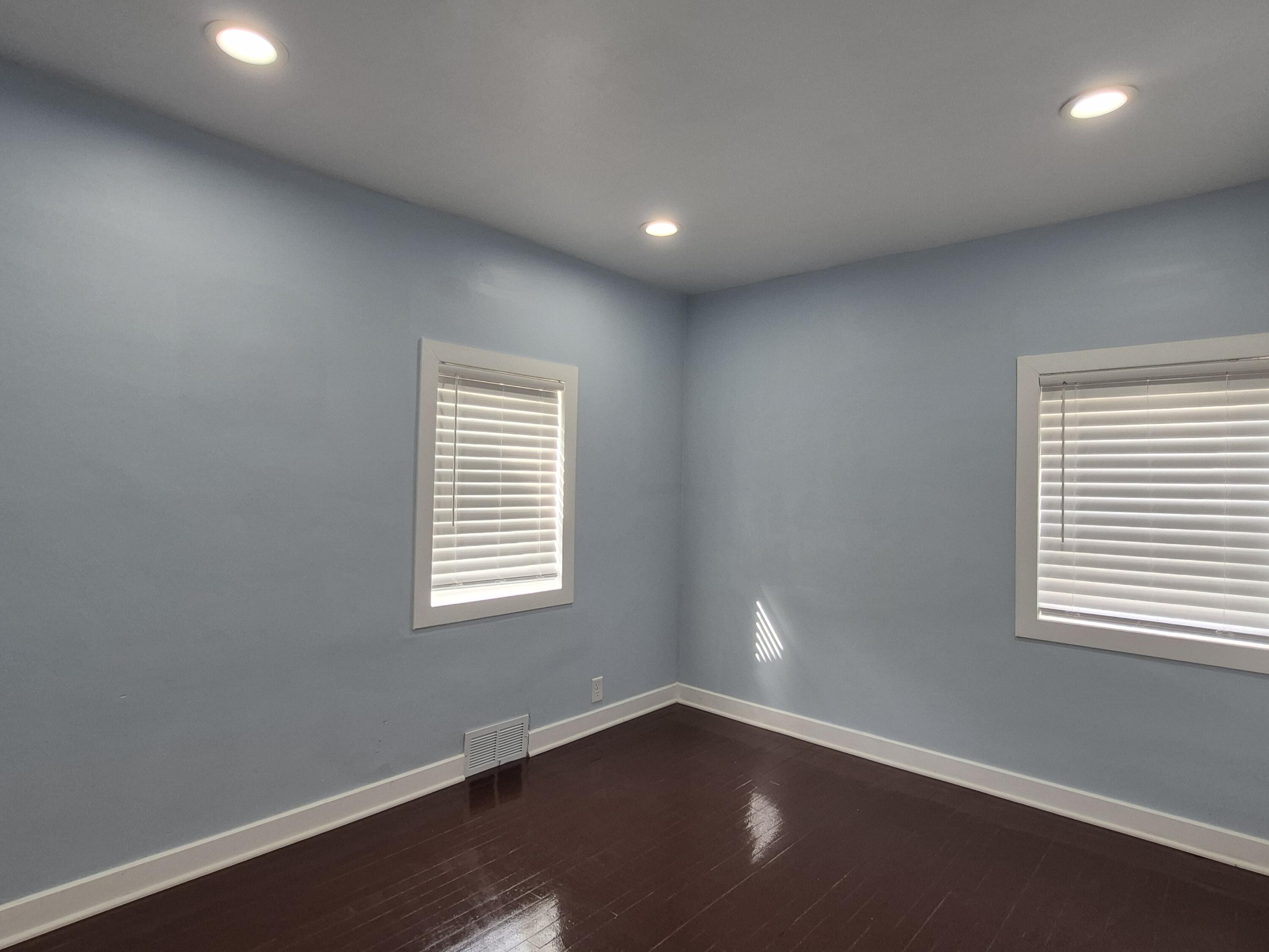 908 East 45th Avenue Gary, IN 46409 - Photo 9 of 22 3000x2250