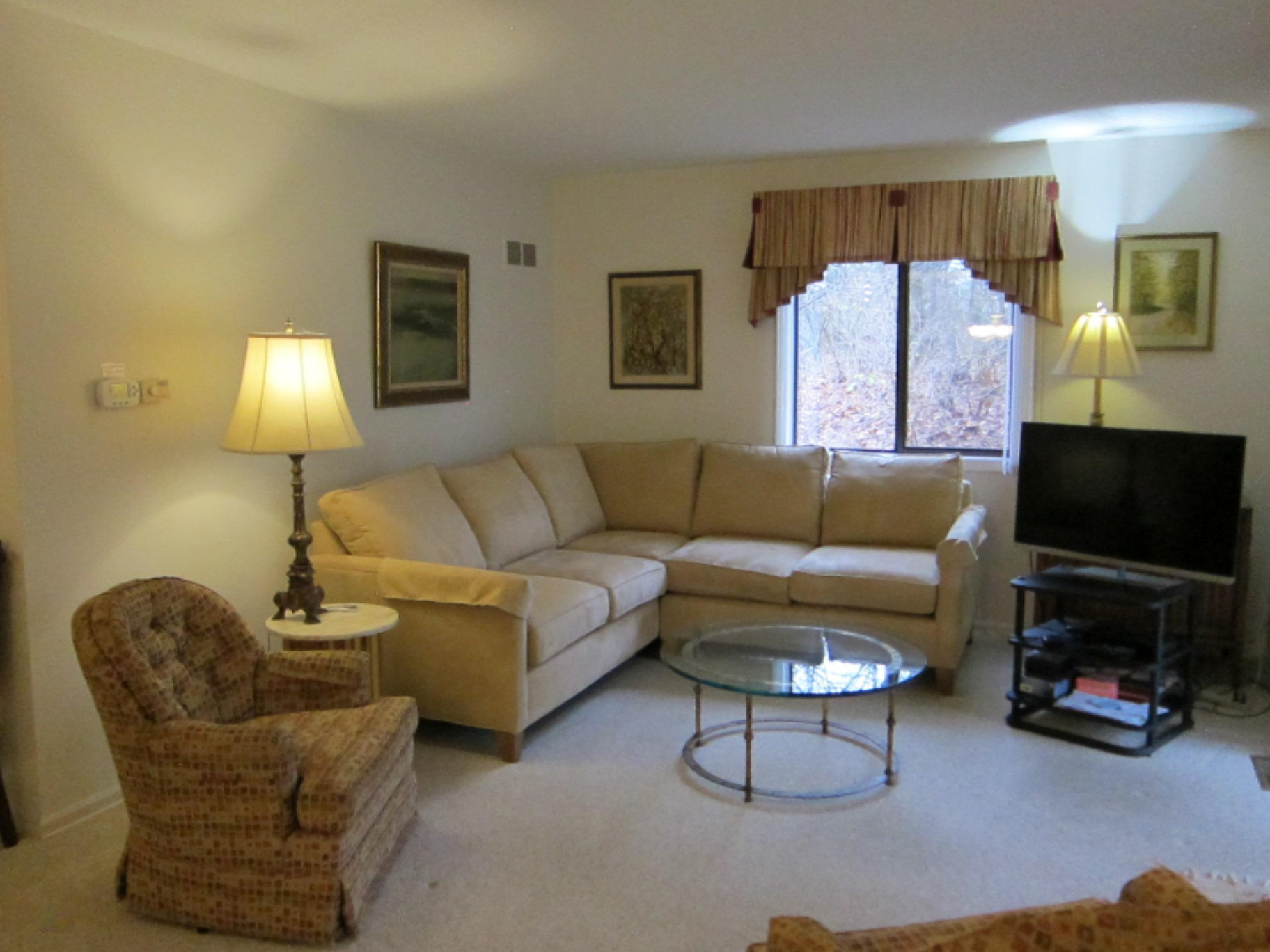 3741 Cedaridge Road Kalamazoo, MI 49008 - Photo 6 of 21 Living room, 3741 Cedaridge, Rix