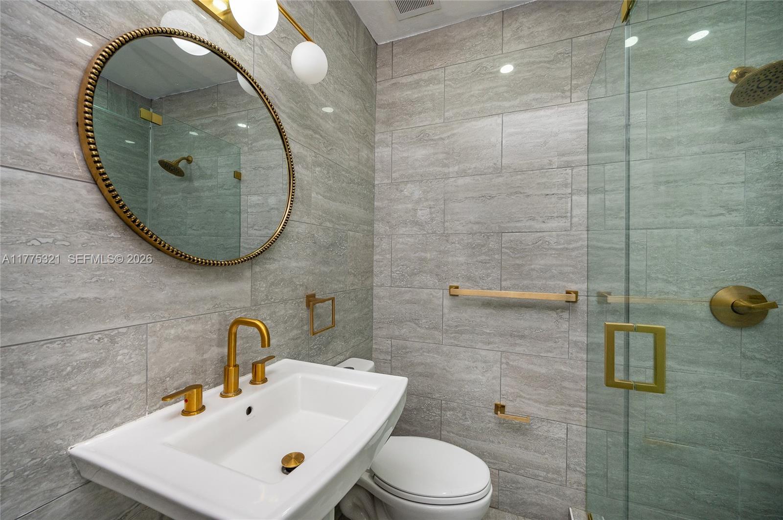 1704 South Le Jeune Road Coral Gables, FL 33134 - Photo 4 of 23