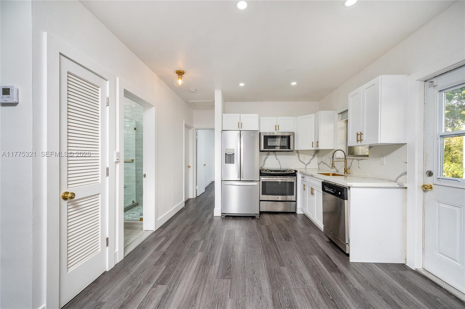 1704 South Le Jeune Road Coral Gables, FL 33134 - Photo 7 of 23