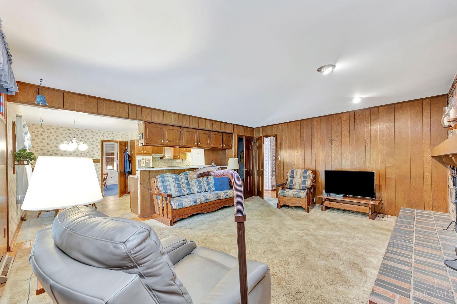 2807 Ebenezer Road Cincinnati, OH 45233 - Photo 26 of 60