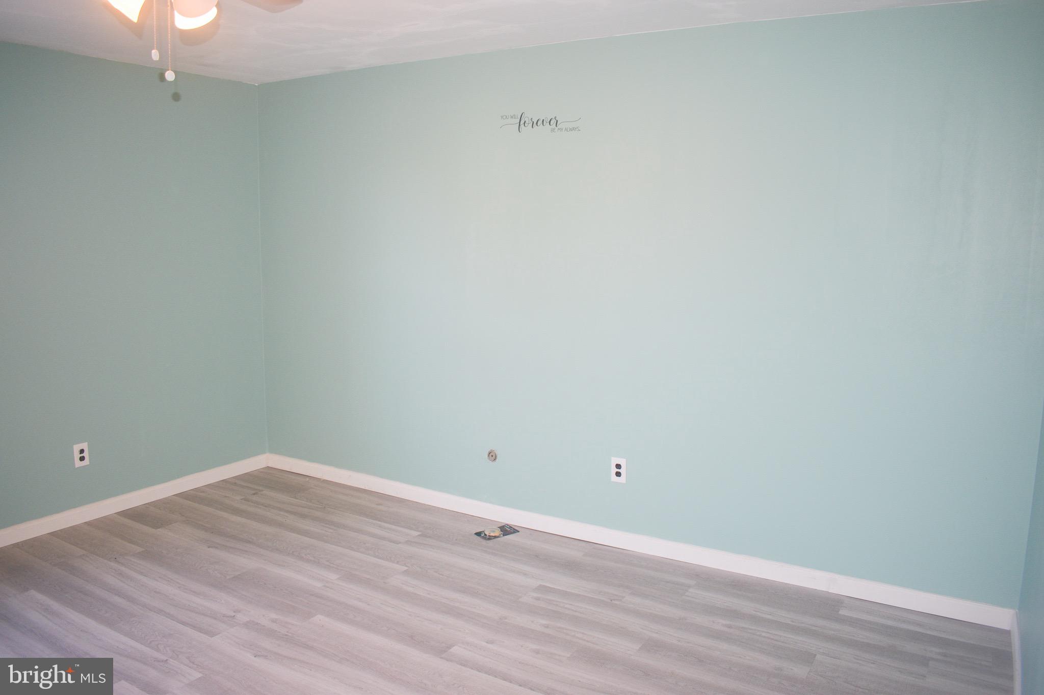 221 Greendale Road Philadelphia, PA 19154 - Photo 12 of 24