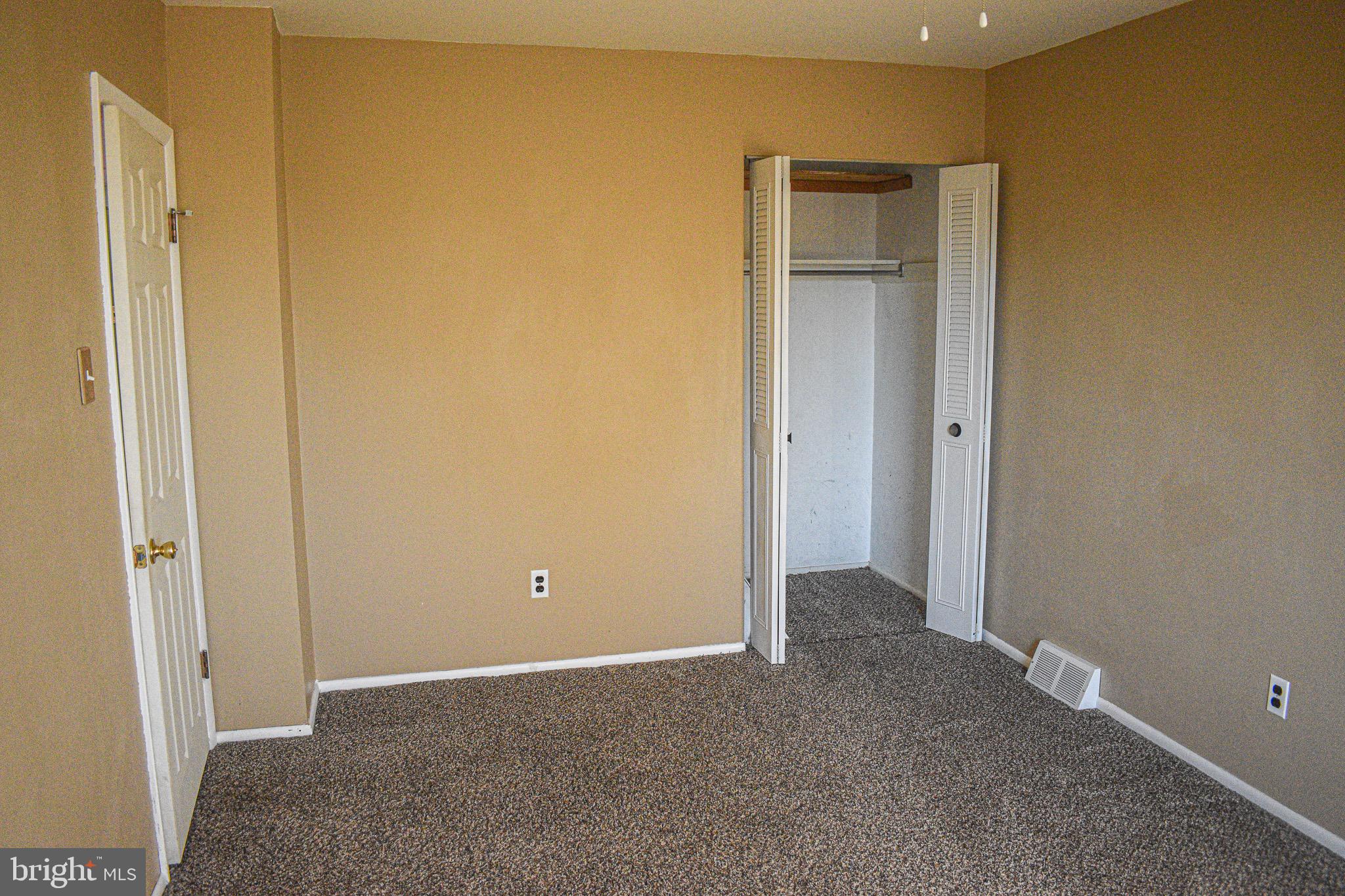 221 Greendale Road Philadelphia, PA 19154 - Photo 18 of 24