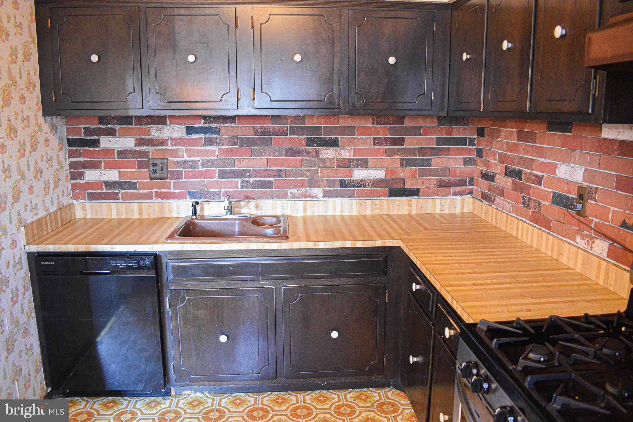 221 Greendale Road Philadelphia, PA 19154 - Photo 8 of 24