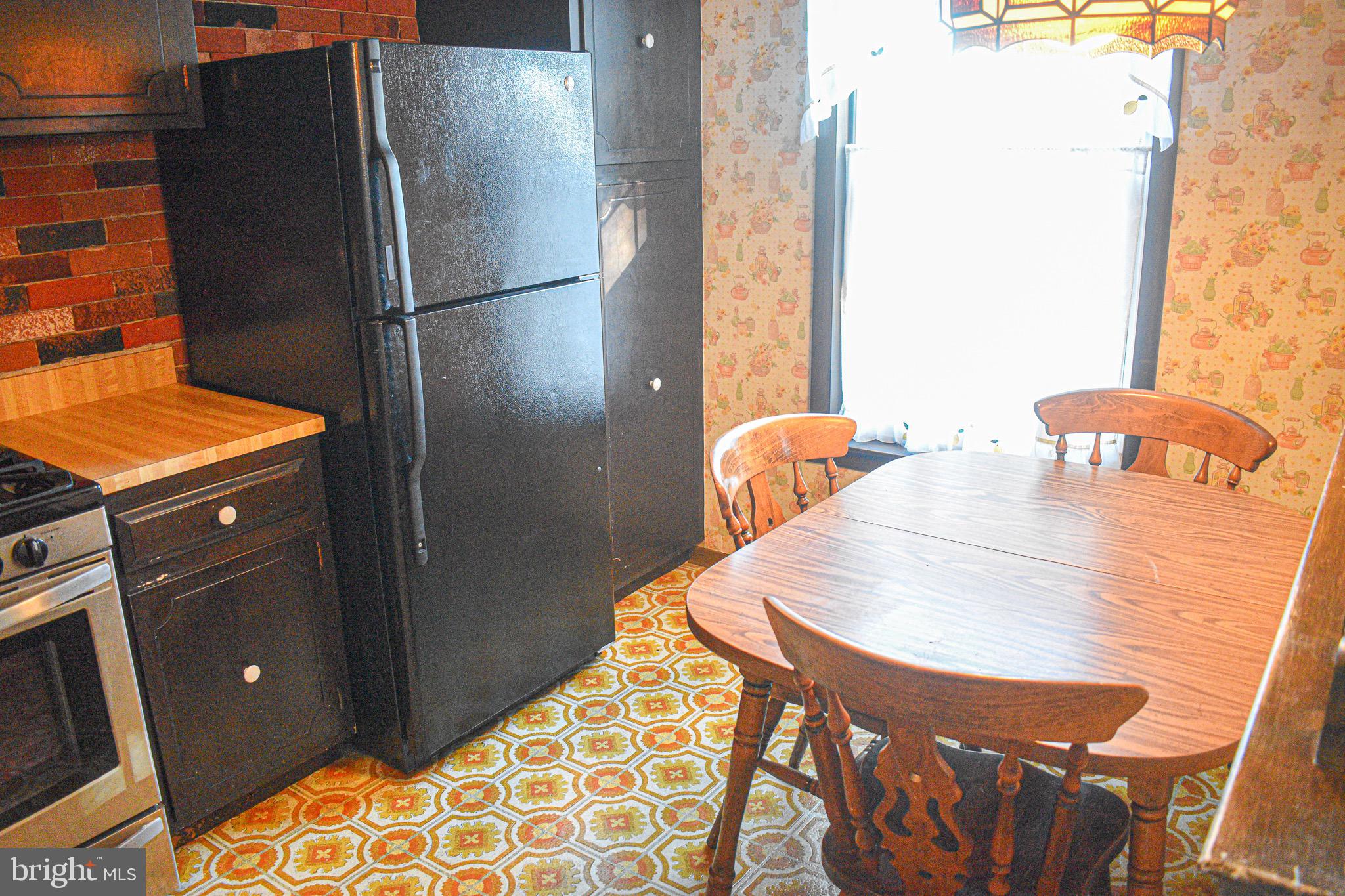 221 Greendale Road Philadelphia, PA 19154 - Photo 9 of 24