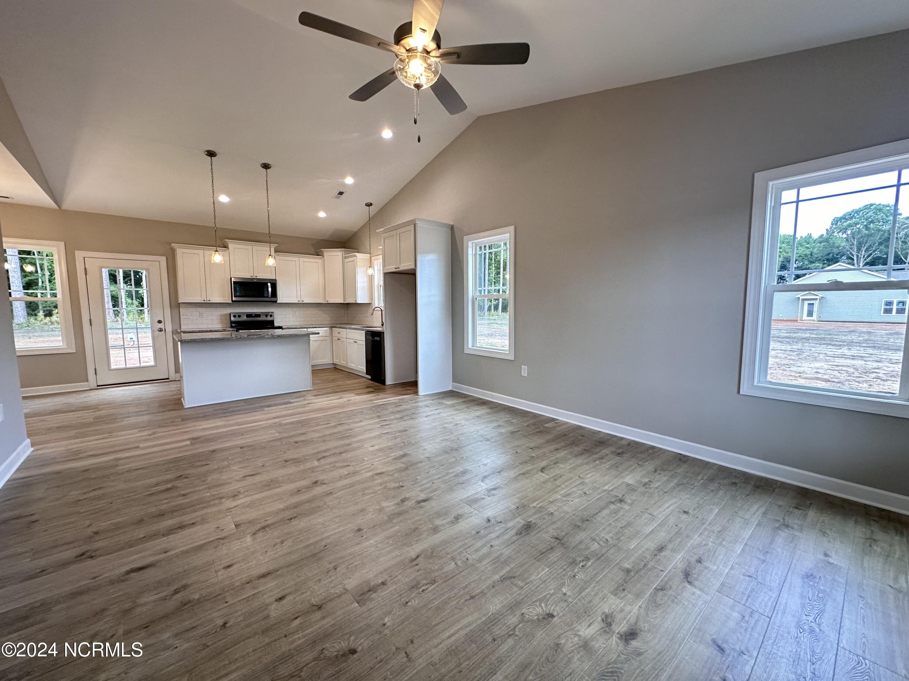1089 Micro Road West Selma, NC 27576 - Photo 2 of 10 IMG_1058
