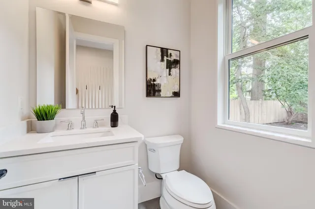 $2,649,888 | 506 Kingsley Road Southwest, Vienna, VA 22180