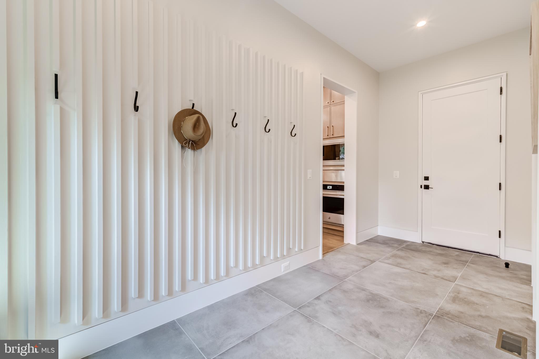 506 Kingsley Road Southwest Vienna, VA 22180 - Photo 61 of 150