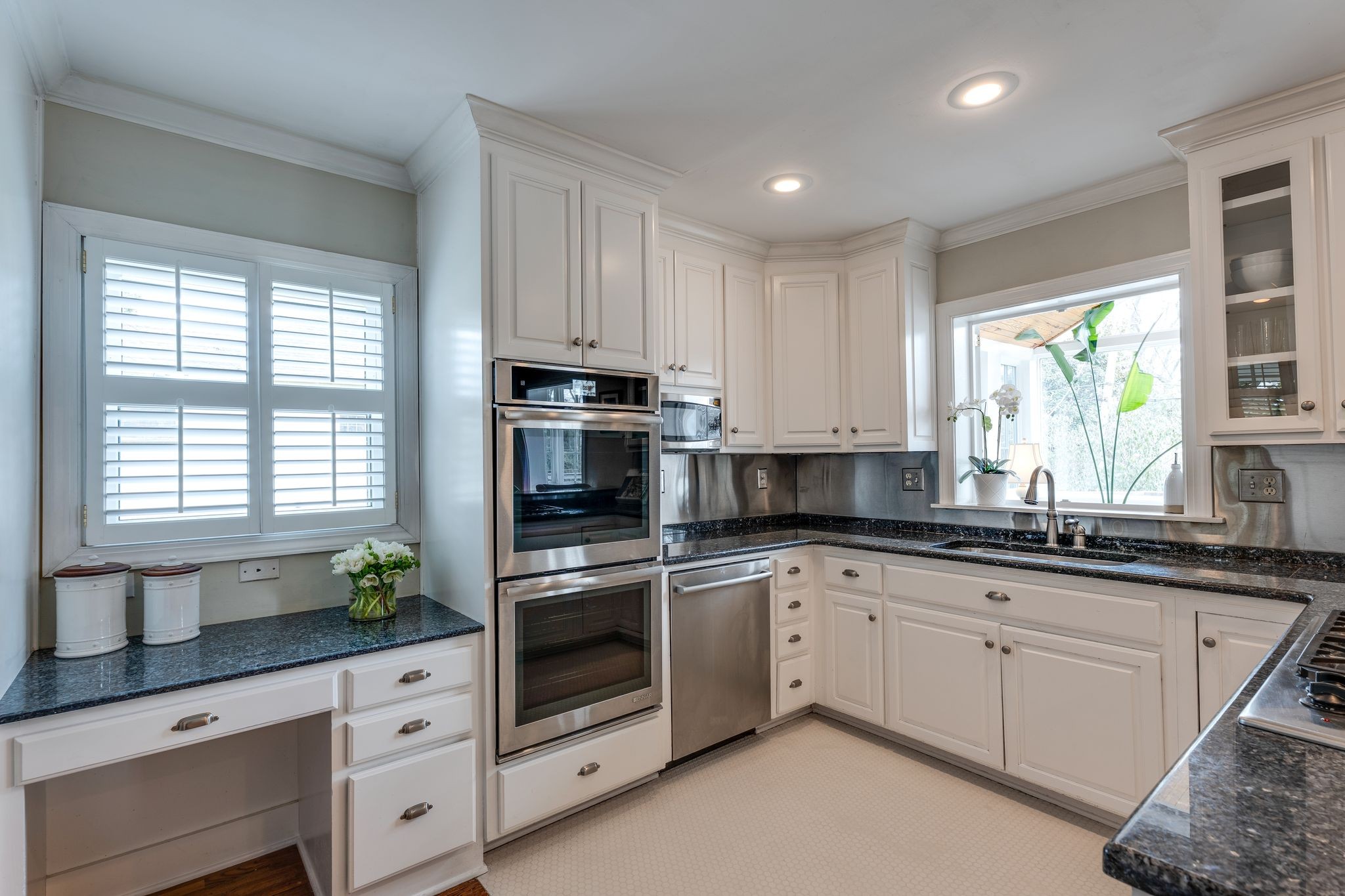 212 Page Road Nashville, TN 37205 - Photo 11 of 41