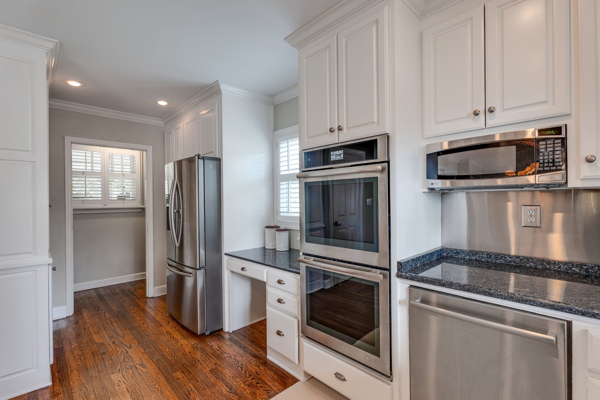 212 Page Road Nashville, TN 37205 - Photo 12 of 41