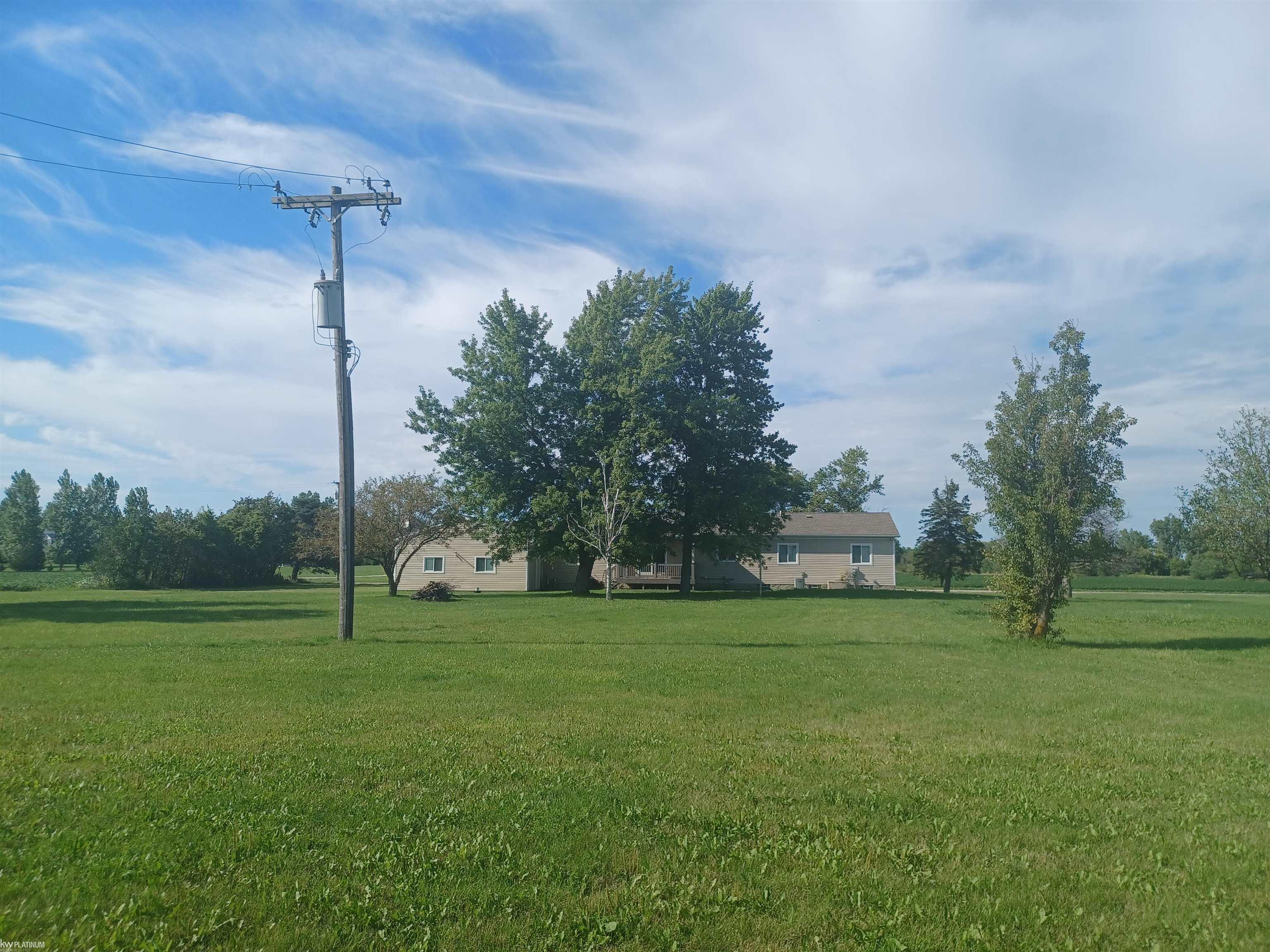 31850 Weber Road Richmond, MI 48062 - Photo 20 of 42 50087009-19.JPG