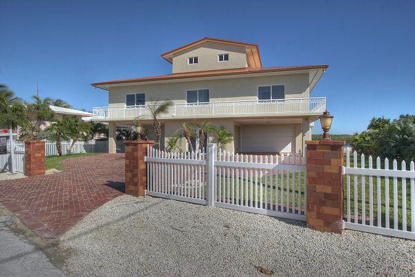 202 Elva Road Tavernier, FL 33070 - Photo 7 of 15 FRONT2