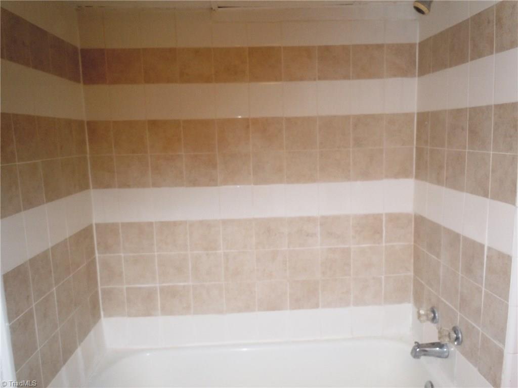 4945 McGee Road Walkertown, NC 27051 - Photo 9 of 18 Gallery Image 9