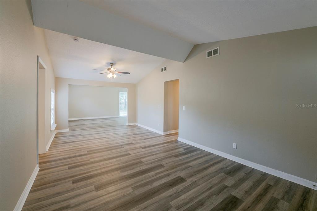 1084 Doyle Road Deltona, FL 32725 - Photo 14 of 45 Gallery Image 14