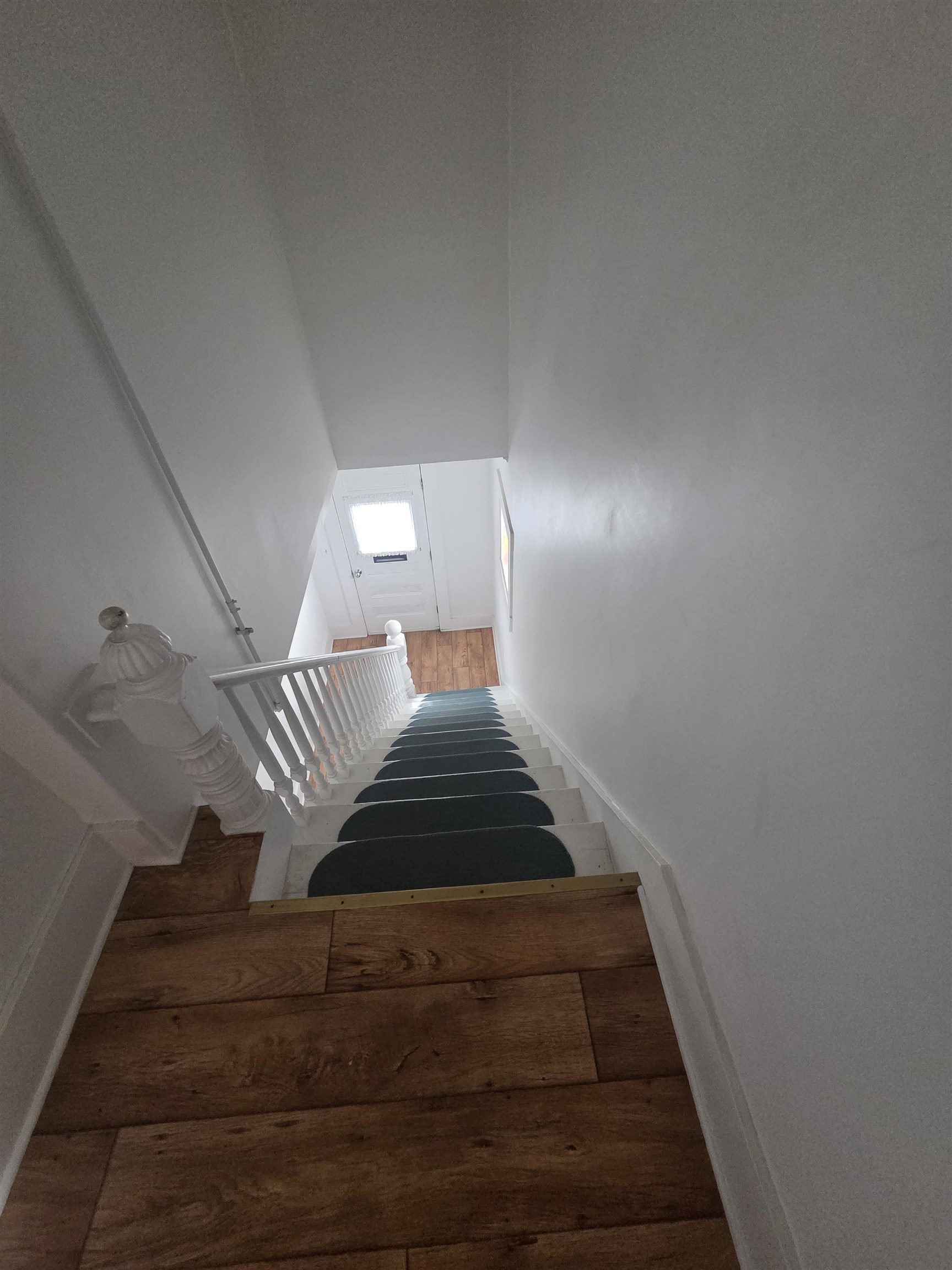 427 Wilson Street Manchester, NH 03103 - Photo 19 of 49