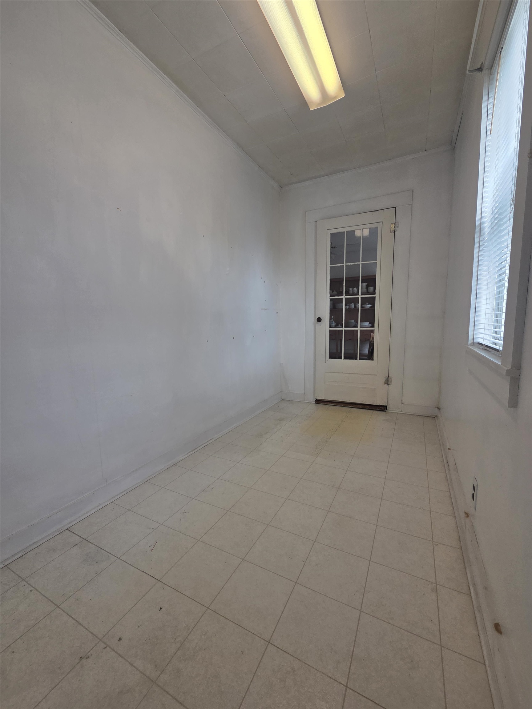 427 Wilson Street Manchester, NH 03103 - Photo 42 of 49