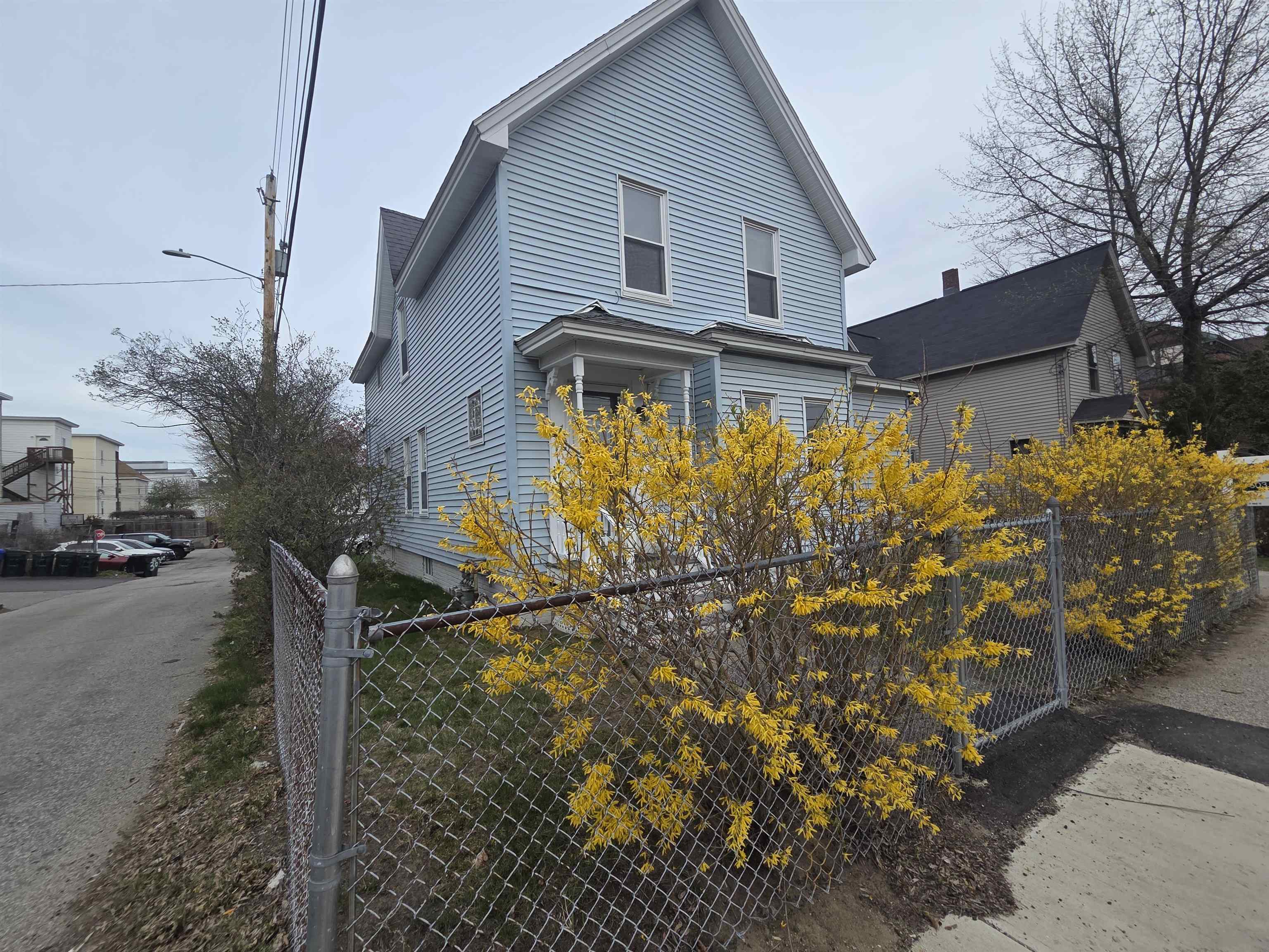 427 Wilson Street Manchester, NH 03103 - Photo 48 of 49
