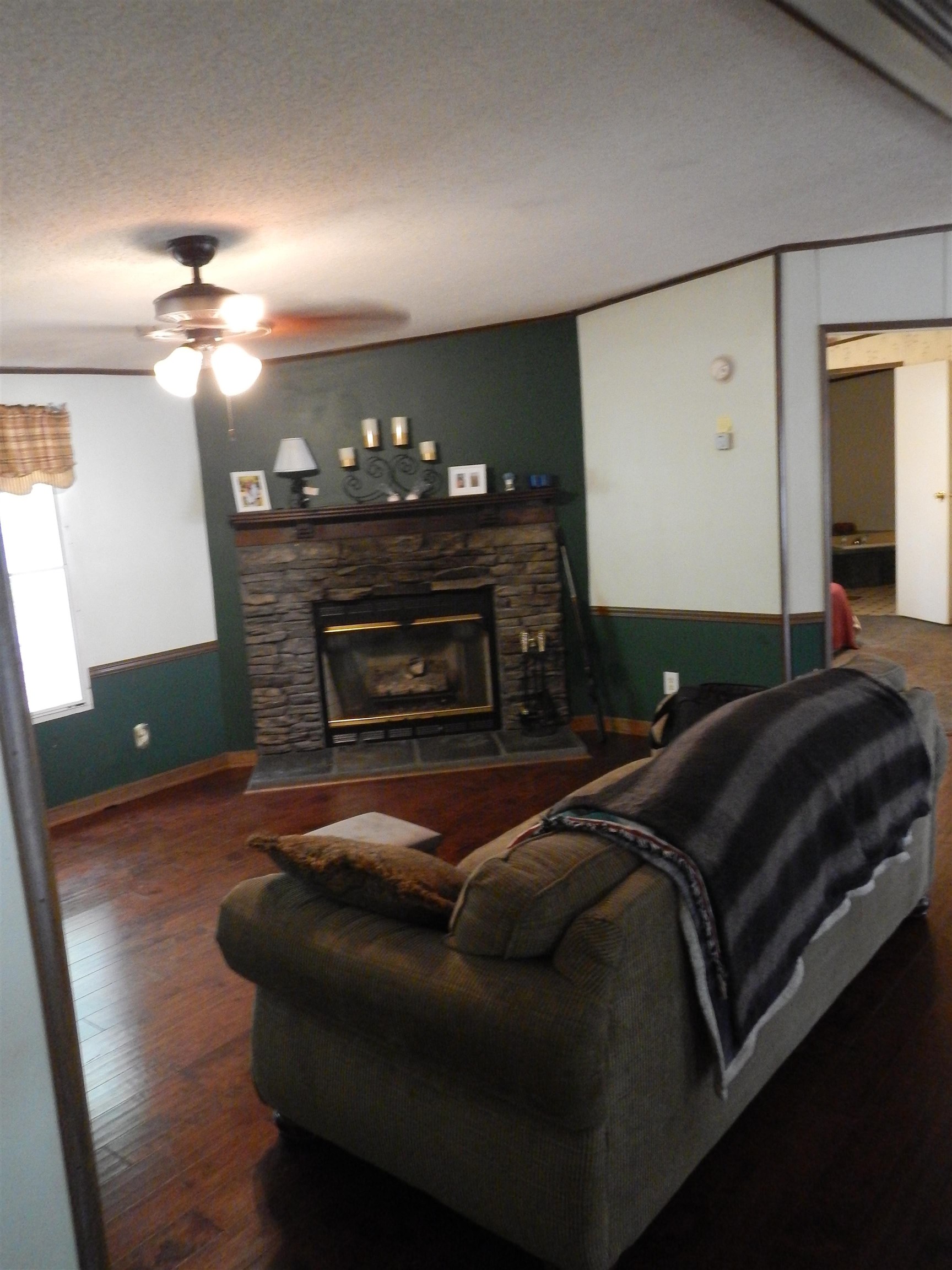 394 Thorofare Road Crimora, VA 24431 - Photo 4 of 16 Gallery Image 4