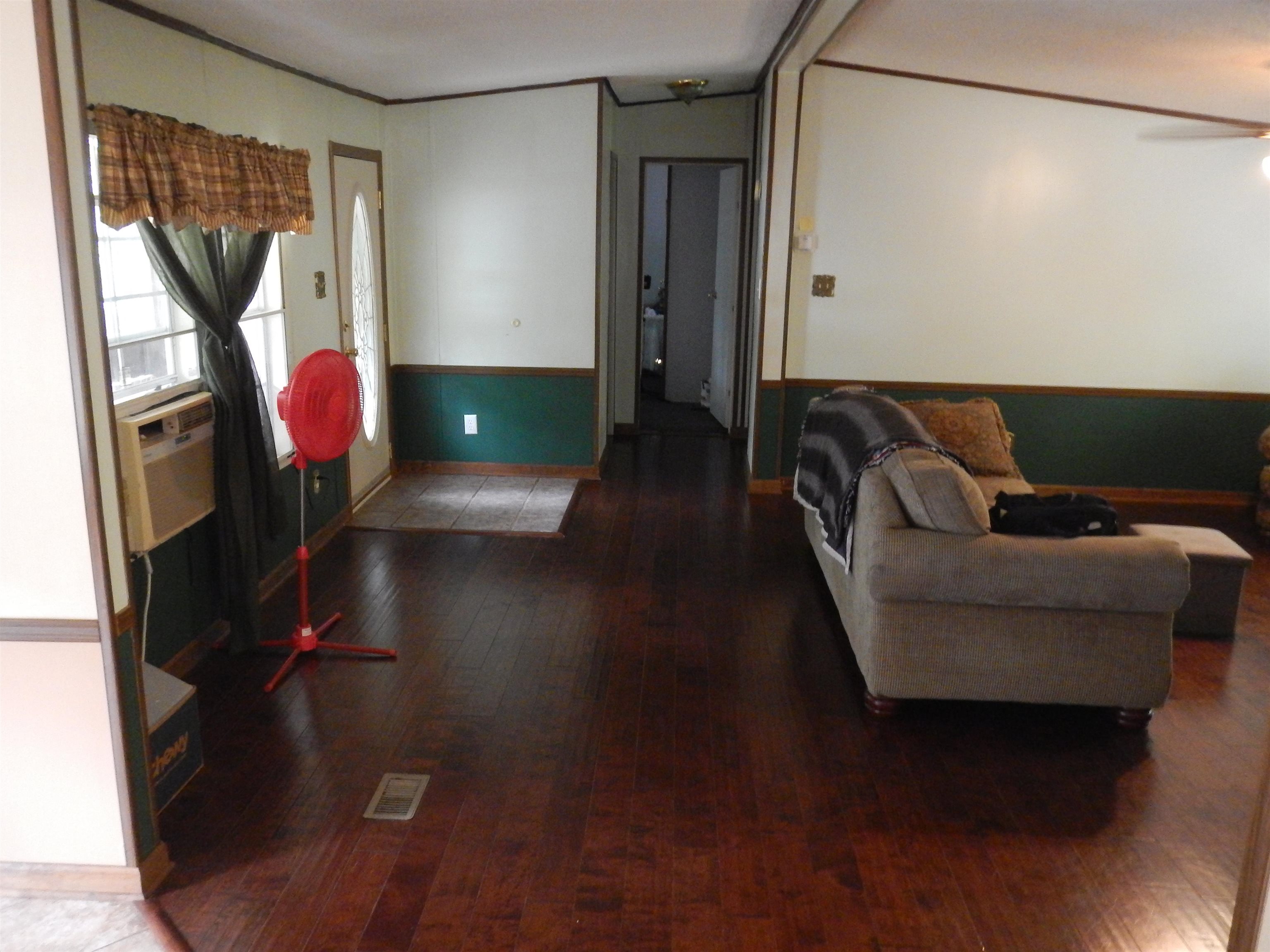 394 Thorofare Road Crimora, VA 24431 - Photo 6 of 16 Gallery Image 6