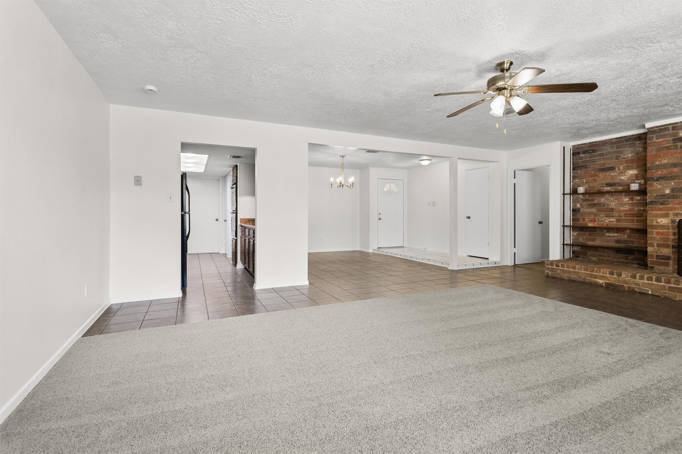 11319 Rousseau Drive Houston, TX 77065 - Photo 4 of 29 Gallery Image 4