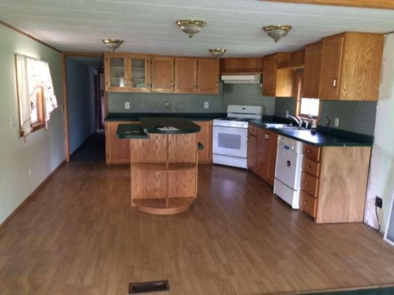 425 North Trent Road Ravenna, MI 49451 - Photo 5 of 9 IMG_2982